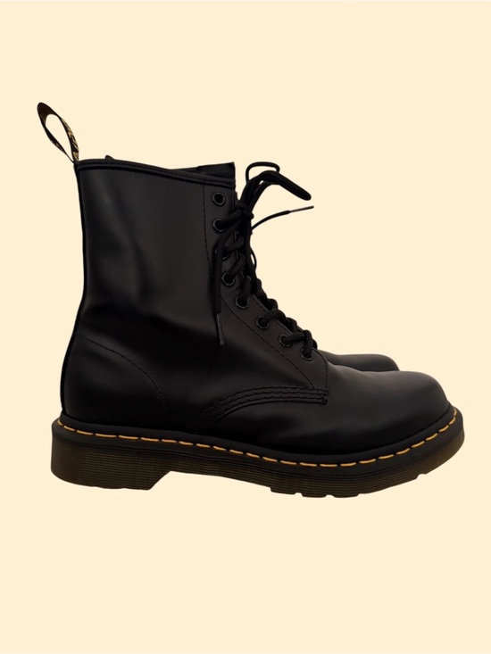 Dr. Martens Shoes - Dr. Martens 1460 Smooth Leather Lace Up Boots (Style 11821006) UK 6 | US 8